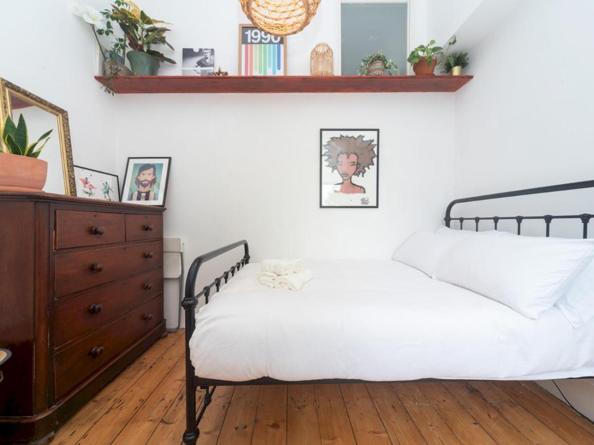 Pass The Keys Rustic And Quirky Flat In Charming Charlton Village London Exteriör bild
