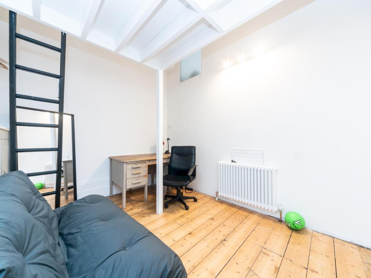 Pass The Keys Rustic And Quirky Flat In Charming Charlton Village London Exteriör bild
