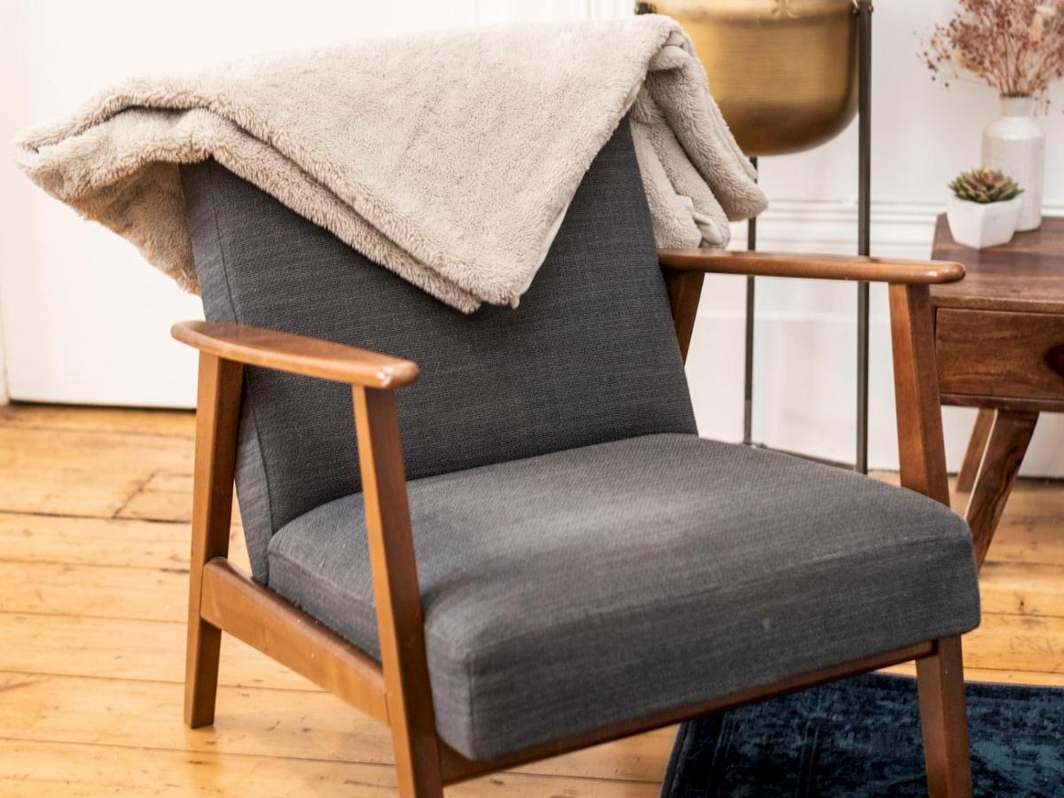Pass The Keys Rustic And Quirky Flat In Charming Charlton Village London Exteriör bild
