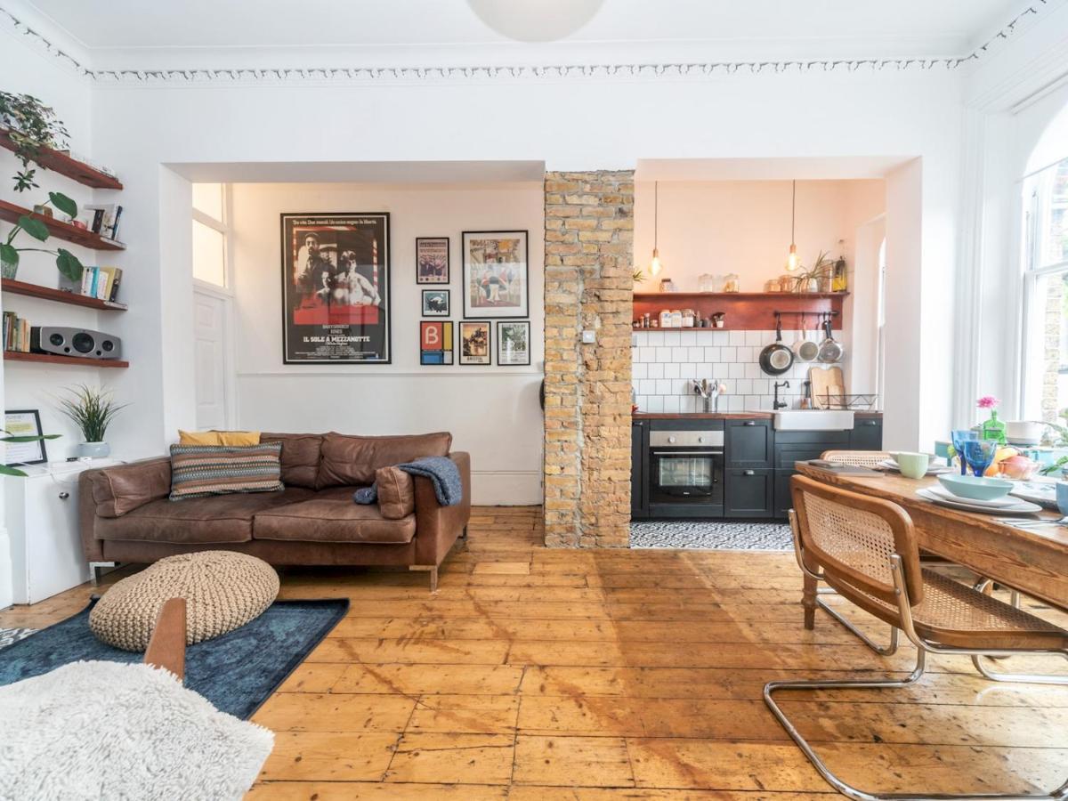Pass The Keys Rustic And Quirky Flat In Charming Charlton Village London Exteriör bild