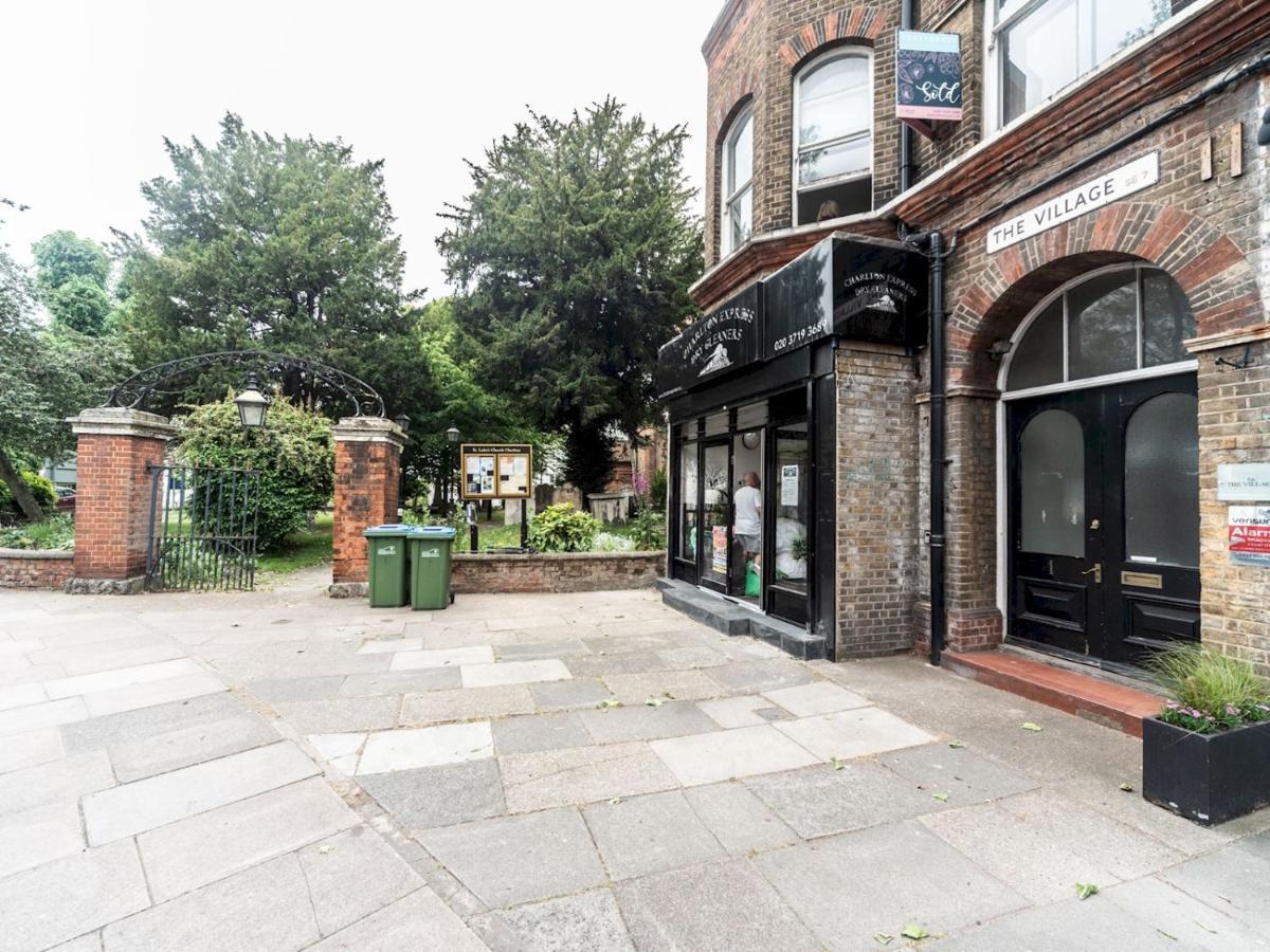 Pass The Keys Rustic And Quirky Flat In Charming Charlton Village London Exteriör bild